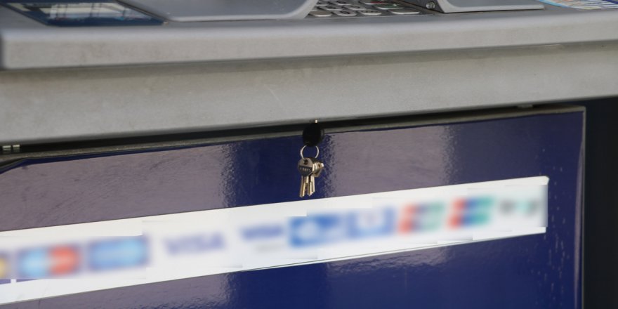 Atm’nin Anahtarını Üzerinde Unuttular