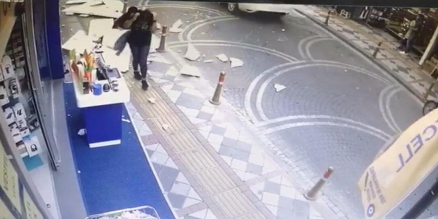 Anne Ve Kızının Yaralanma Anı Güvenlik Kamerasında