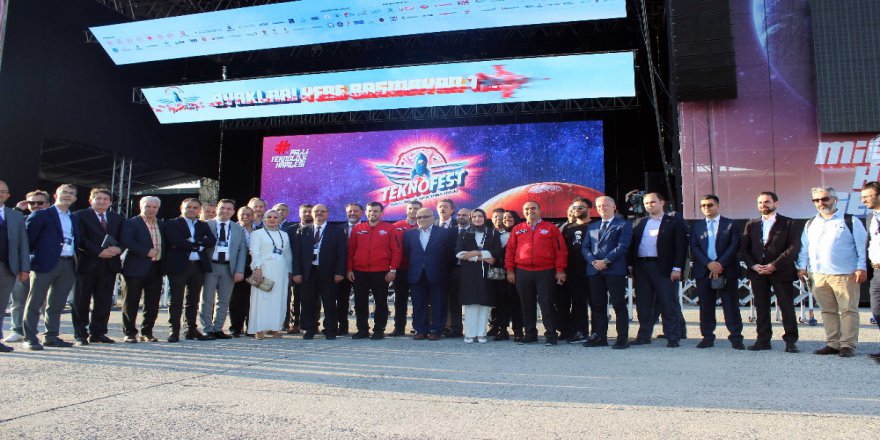 Selçuk Bayraktar Teknofest Öncesi Basın Temsilcileri İle Buluştu