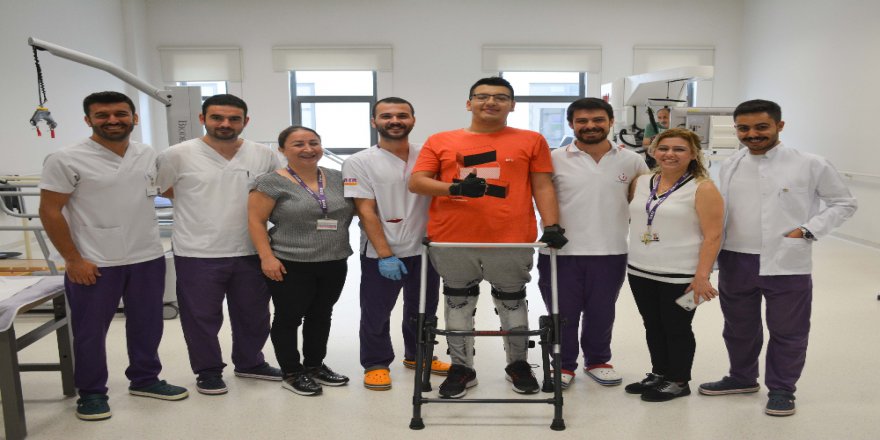 Felçli Gencin Yürüme Sevinci