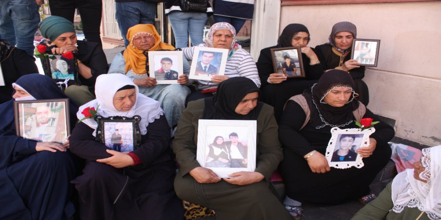 Hdp Önünde Eylem Yapan Aile Sayısı 42’ye Yükseldi