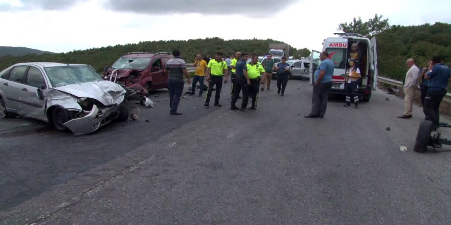 Kuzey Marmara Otoyolu’nda Zincirleme Trafik Kazası
