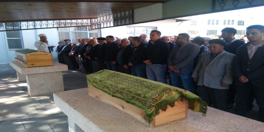 Trafik Kazasında Ölen Minik Yusuf Ve Amcası Son Yolculuğuna Uğurlandı