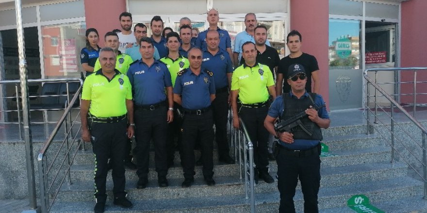 Emniyet Müdürü Mehmet Akbıyık, Emniyet Personeliyle Vedalaştı.