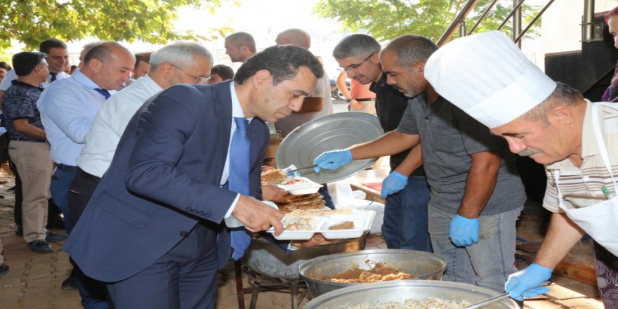 Üniversitede Hasat Bayramı Coşkusu