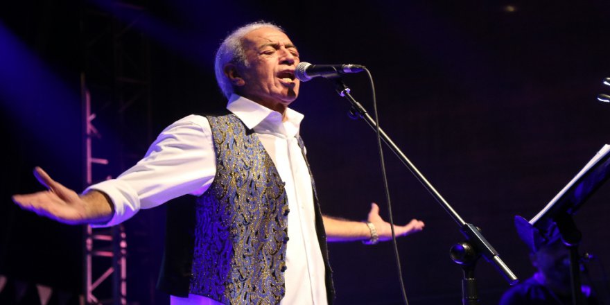 Altın Safran Festivali’nde Edip Akbayram Rüzgarı Esti