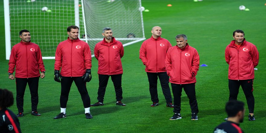 A Milliler Arnavutluk Mesaisini Sürdürdü