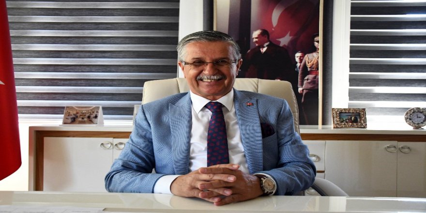 Başkandan Borç Ve Makam Aracı Çıkışı