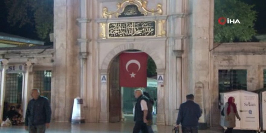 İstanbul’da Mehmetçik İçin Yatsı Namazı Sonrası Dualar Edildi