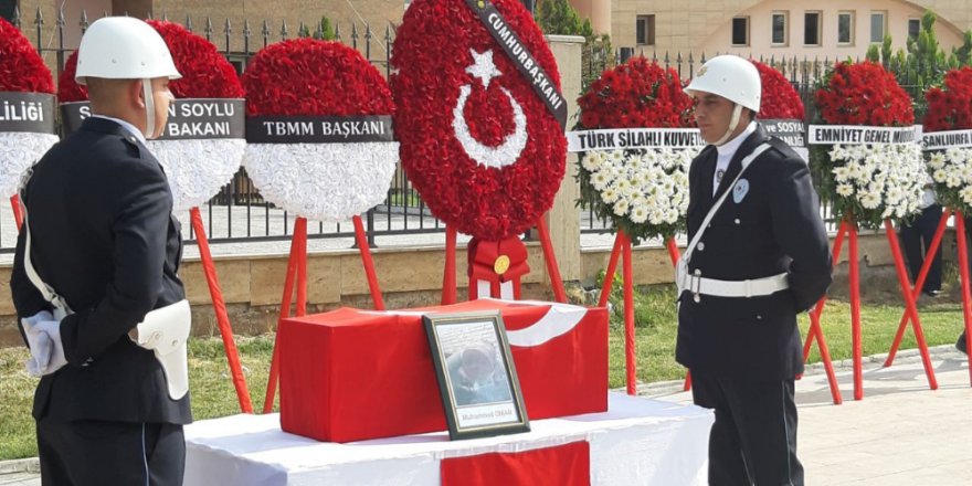 Roketli Saldırıda Şehit Düşen Siviller Törenle Memleketlerine Uğurlandı