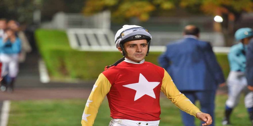 Şampiyon Jokey Ahmet Çelik’ten Mehmetçik’e Destek