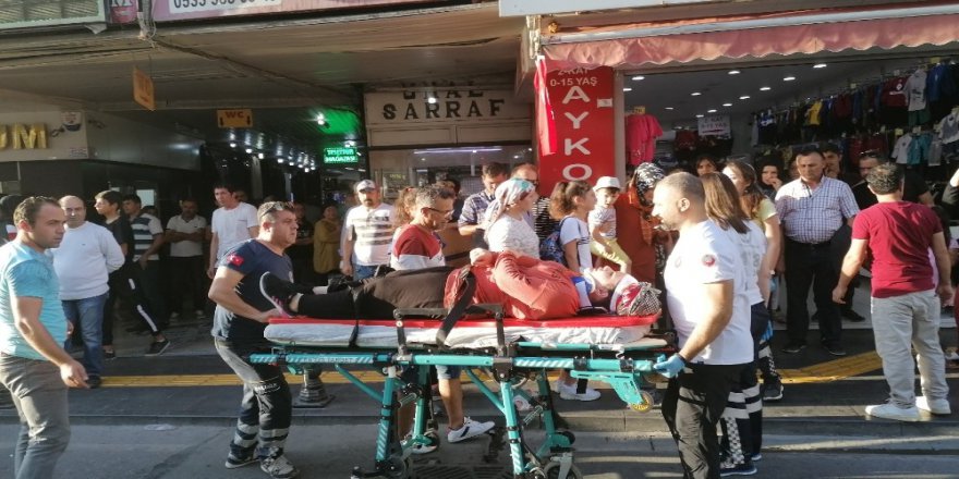 Yayaya Çarpıp, Fren Yerine Gaza Basınca Olanlar Oldu