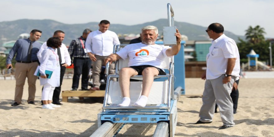 Alanya Belediyesi’nden Engelsiz Plaja Örnek Proje