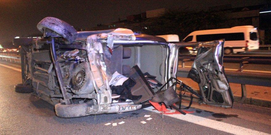 Tem’de Otomobilin Çarptığı Araç Takla Attı: 2 Yaralı