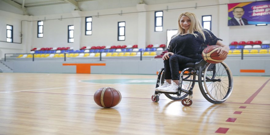 Avrupa’da Forma Giyecek İlk Türk Kadın Basketbolcu Oldu