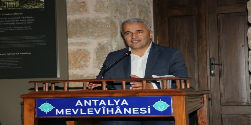 Prof. Dr. Demirli: "Hazreti Mevlana’nın En Meşhur Eserinin Adı Yanlış Biliniyor"