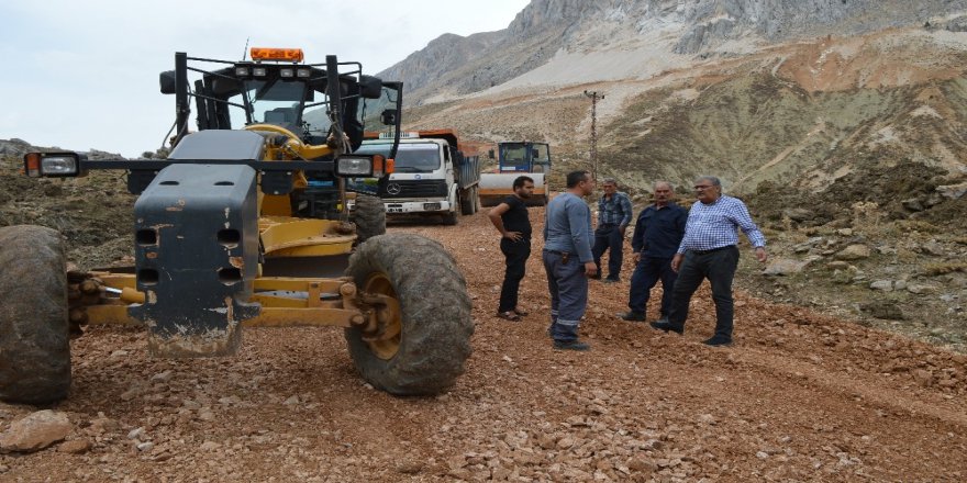 Gündoğmuş Yayla Yollarında Çalışma