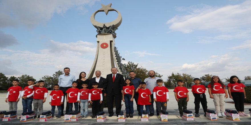Cumhurbaşkanı Erdoğan, Samsunlu Öğrencilerle Bir Araya Geldi