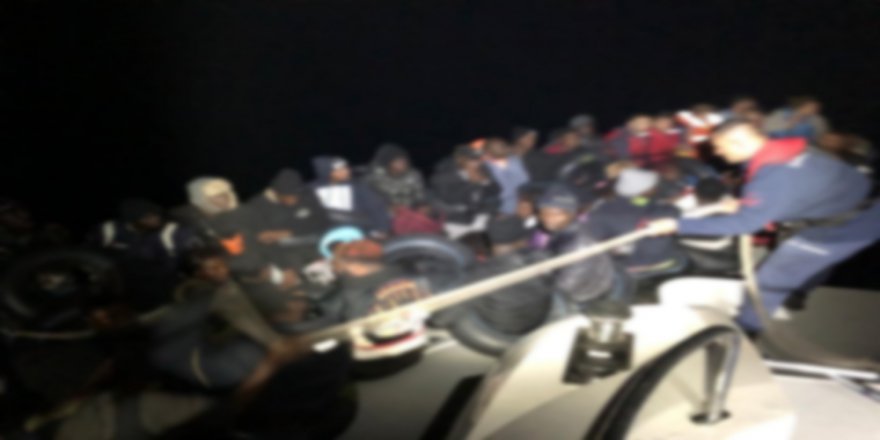 Ayvalık’ta 60 Düzensiz Göçmen Ve 2 Organizatör Yakalandı