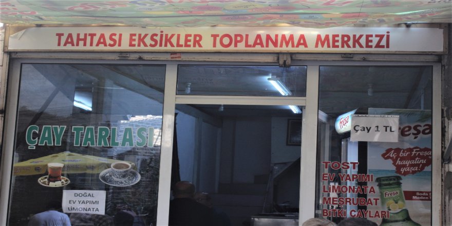 Çay Ocağına Öyle Bir İsim Verdi Ki Görenler Şaşkına Dönüyor