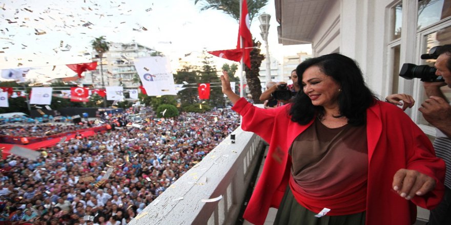 Altın Portakal Kortej Coşkusuyla Başlıyor