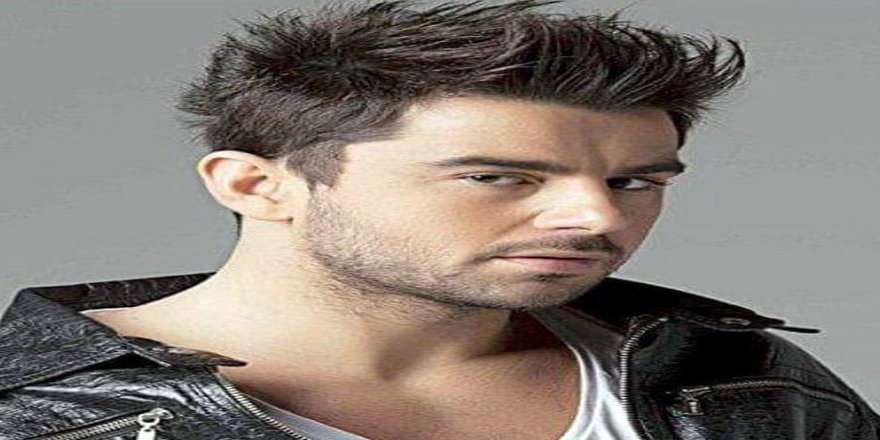 Konser İçin Yola Çıkan Şarkıcı Kazada Yaralandı