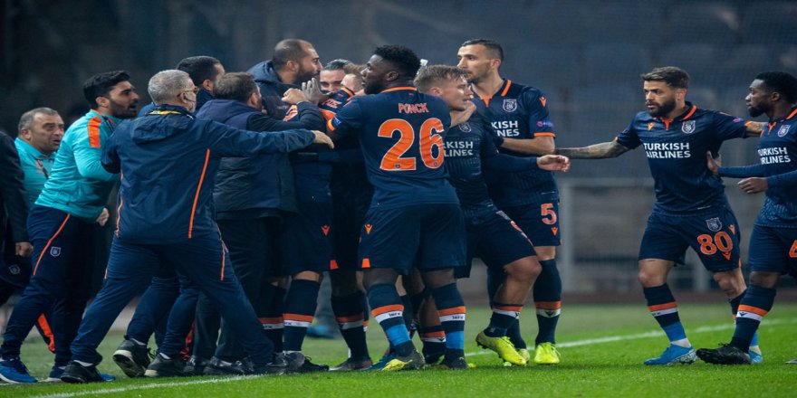 Başakşehir Coştu, Trabzon Ve Beşiktaş Veda Etti