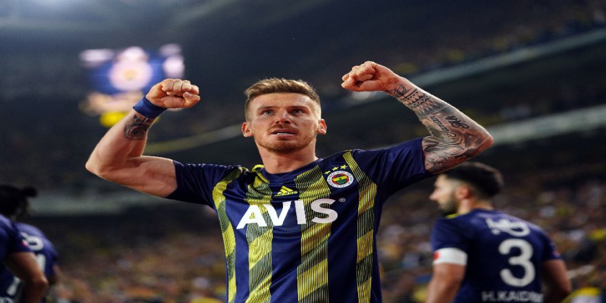 Fenerbahçe Liderlik Koltuğuna Oturdu