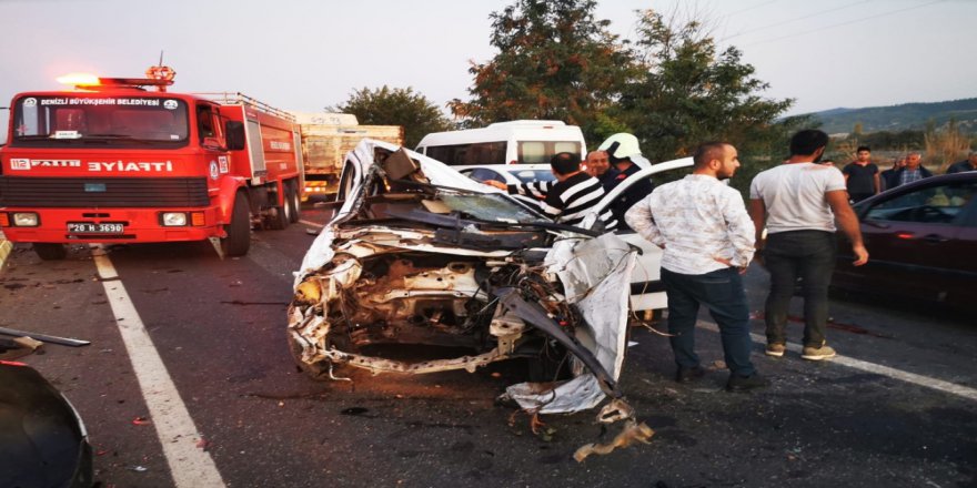 Denizli’de Otomobil Takla Attı: 1 Ölü, 2 Yaralı