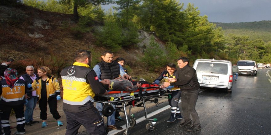 Antalya’da Trafik Kazası: 1 Ölü, 2 Yaralı