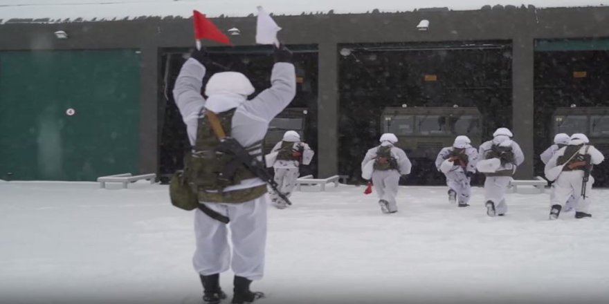 Rusya’dan Ülkenin Kuzeyinde Balistik Füze Tatbikatı