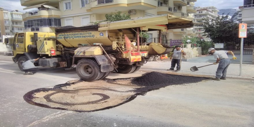 Alanya’da Yollara Kış Bakımı