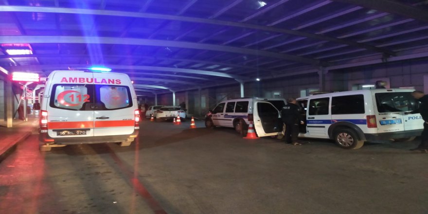 Bursa’da Kapıcı Ve Yönetici Kavgasında Baltalar Konuştu: 1 Polis Yaralı