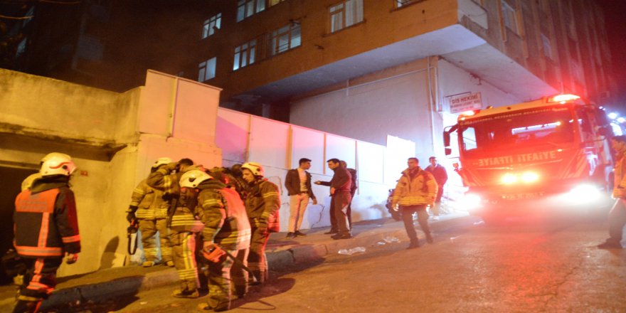 Beyoğlu’nda Gecekondu Yangını Paniğe Neden Oldu