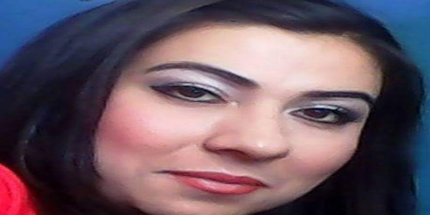 Kaldırımda Boğazından Bıçaklanmış Halde Bulunan Kadının, Zanlısı Kocası Çıktı