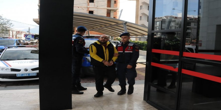 Cezaevi Firarisi Saklandığı Dairede Yakalandı