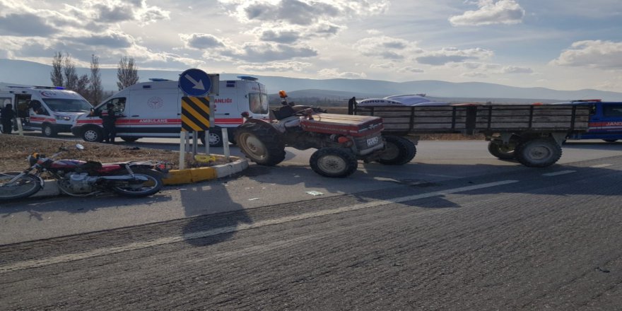 Konya’da Motosikletle Traktör Çarpıştı: 1 Ölü, 1 Yaralı