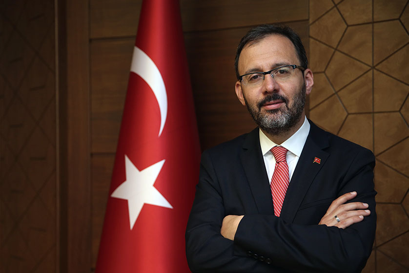 LİGLER ERTELENDİ