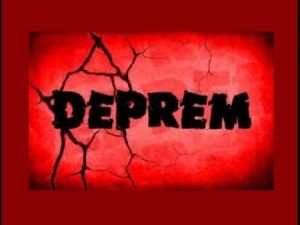4 dakika arayla 3 deprem paniğe neden oldu.