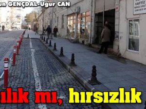 Irkçılık mı Hırsızlık mı?