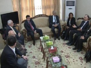 'Başbakan' a karşı komplo içinde olmayız'