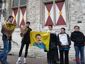 Hollanda Polisinden PKK'ya Şok Baskın