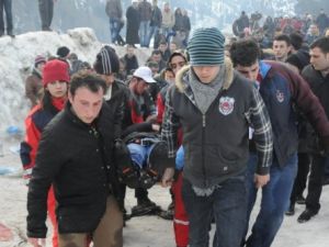 Karadenizli Şenlik Yaptı 2'si Ağır, 13 yaralı !
