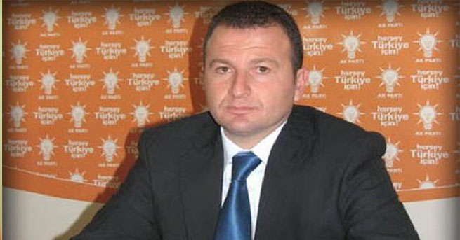 AKP'DE 13 YILLIK BAŞKAN İSTİFA ETTİ