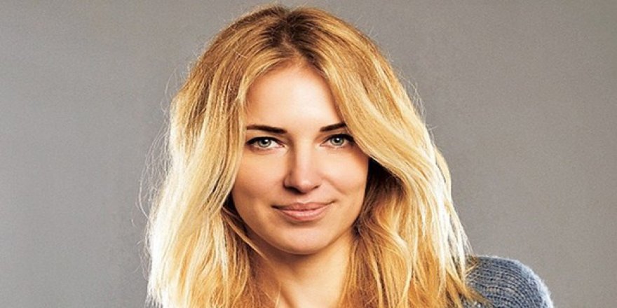 BURCU ESMERSOY'UN MAKYAJSIZ HALİ ŞAŞIRTTI