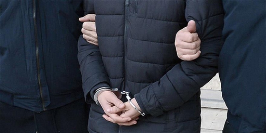 BELEDİYE'DE VURGUN : BAŞKAN ZİMMETİNE PARA GEÇİRMİŞ