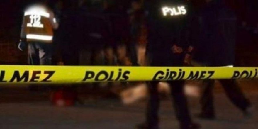 EDREMİT'TE BİR ÖĞRETMEN EVİNDE BIÇAKLANARAK ÖLDÜRÜLMÜŞ HALDE BULUNDU