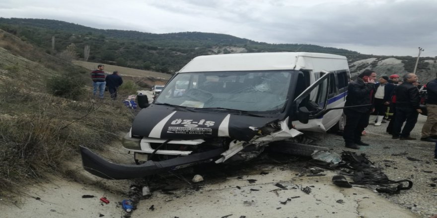 Manisa'da korkunç kaza: 1 ölü, 19 yaralı