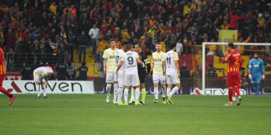 Soldado Özür Diledi