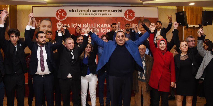 İyi Parti’den 297 Kişi MHP'ye Geçti